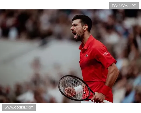 德约科维奇三盘鏖战晋级八强上海大师赛再展王者统治力气势腾飞再