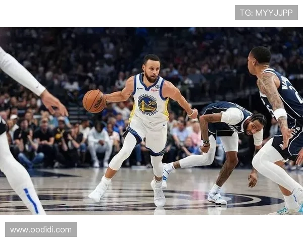 库里34分难救主勇士客场不敌魔术遗憾吞败仍显顽强斗志十足表现突出